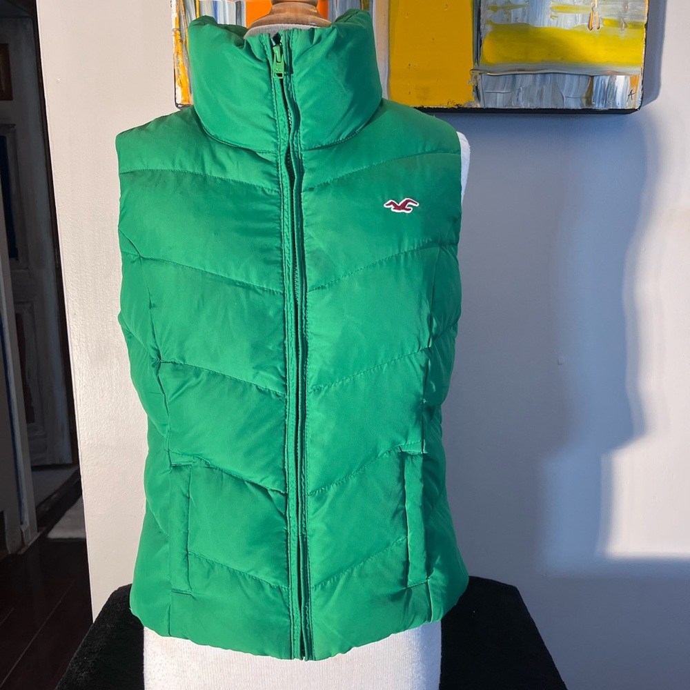 Shamrock Green ☘️ Hollister Women’s Puffer Vest Size L